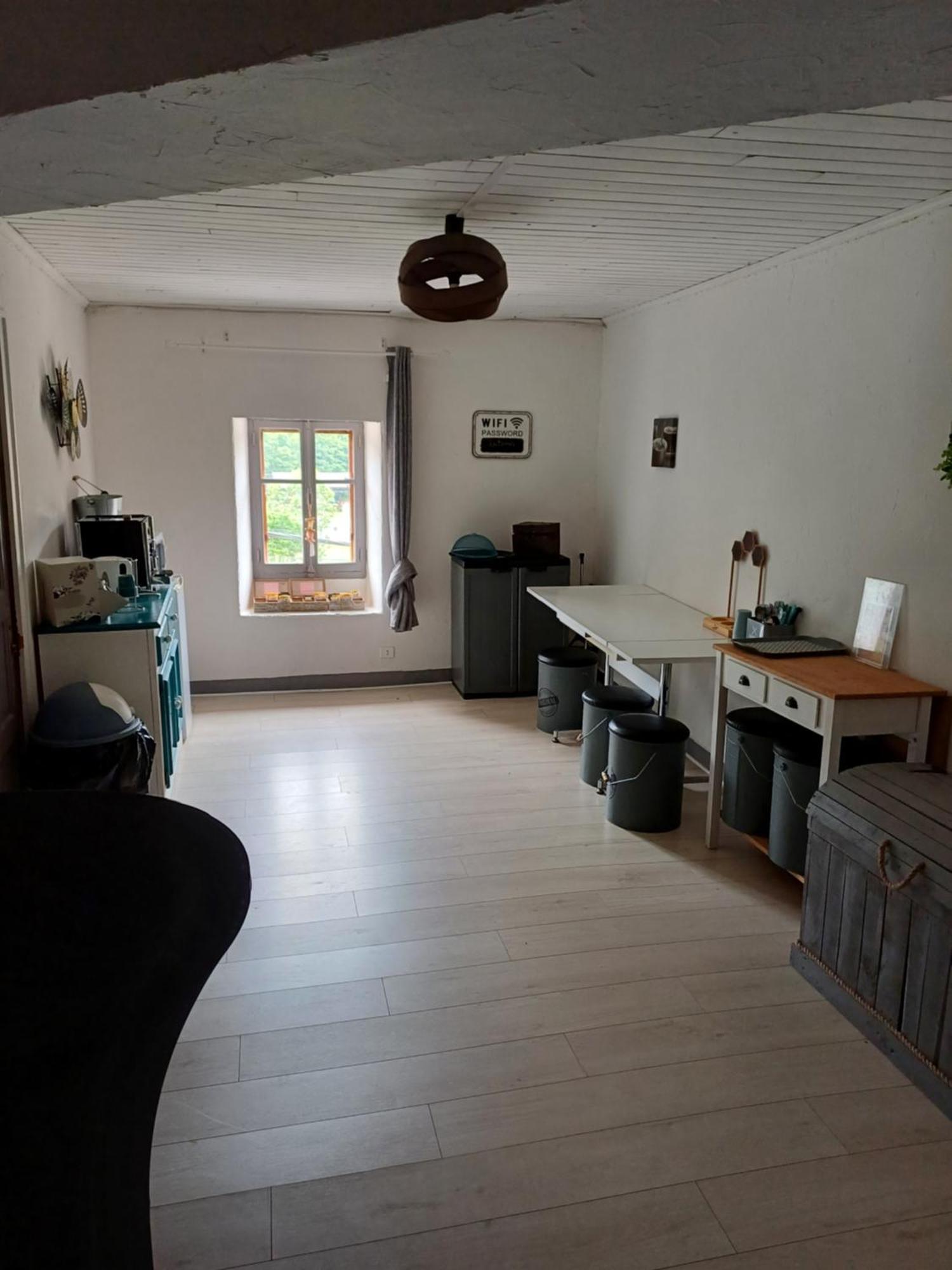 Auberge Des Platanes Villevocance Buitenkant foto